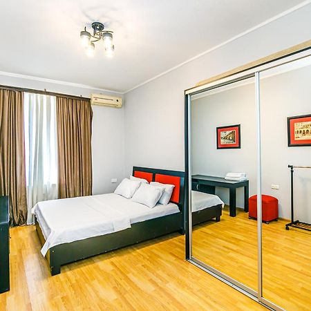 Azneft Royal Suite Apartment Sea View Baku Exterior foto